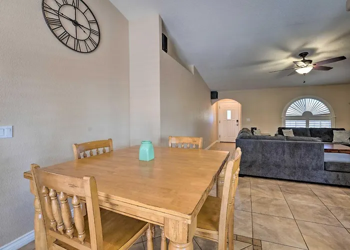 Holiday home Temp-controlled Pool: Havasu Escape, Mtn View Lake Havasu City