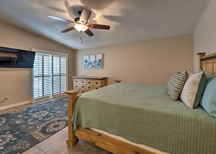 Holiday home Temp-controlled Pool: Havasu Escape, Mtn View *